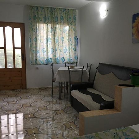 Apartamente Rodica エフォリエ・ノルド エクステリア 写真